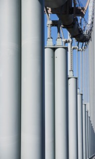 USA, New York, New York City. Bridge support. Photo : fotog