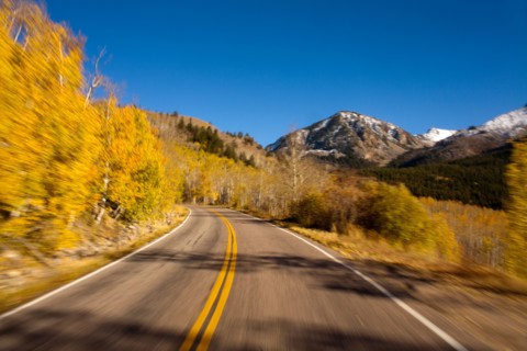 USA, Colorado. Road in mountains. Photo : John Kelly