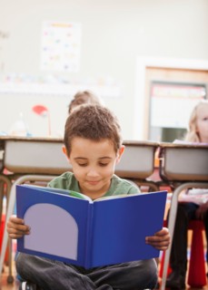 Children (4-5, 6-7) at school. Photo : Mike Kemp