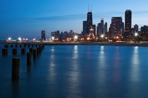 USA, Illinois, Chicago. City at night as seen from north side. Photo : Henryk Sadura