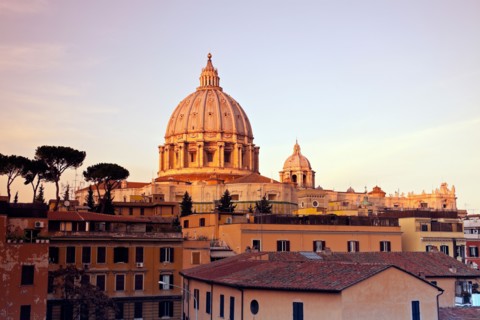 Italy, Vatican City . St. Peter's Basilica? in early morning. Photo : Henryk Sadura