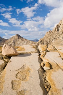 USA, California, Sequioa National Park. Sequoia National Park, Rock formations. Photo : Noah