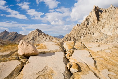 USA, California, Sequioa National Park. Sequoia National Park, Rock formations. Photo : Noah