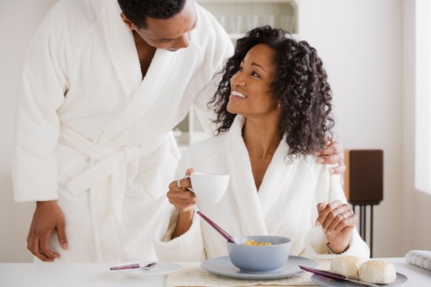 Mid adult couple at breakfast. Photo : Rob Lewine