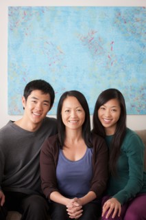 Portrait of mother with adult children. Photo : Rob Lewine