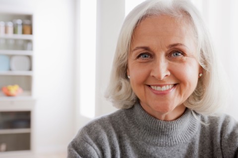 Portrait of smiling senior woman. Photo : Rob Lewine