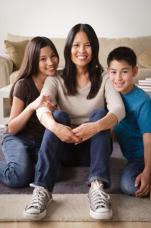 Portrait of cheerful family. Photo : Rob Lewine