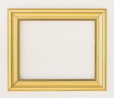 Close up of empty picture frame, studio shot. 
Photo : Daniel Grill