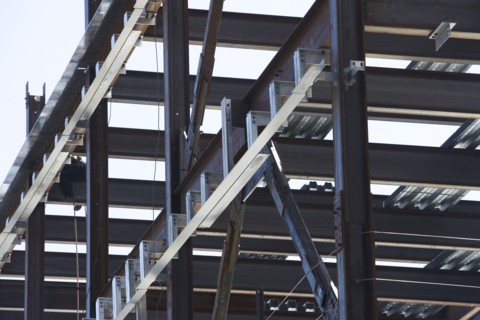 Close up of construction frame. 
Photo : fotog