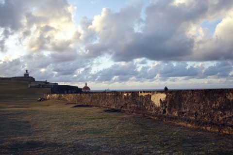 Puerto Rico, Old San Juan, View of old cemetery. 
Photo : Winslow Productions