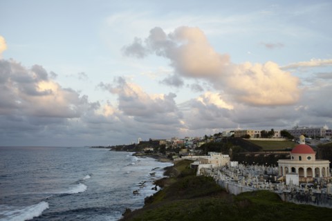 Puerto Rico, Old San Juan, Waterfront view. 
Photo : Winslow Productions