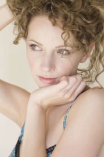 Portrait of young woman. 
Photo : Jan Scherders