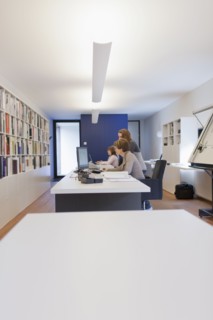 Employee of design agency at work. 
Photo : Jan Scherders