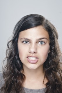 Portrait of girl (12-13), studio shot. 
Photo : Rob Lewine