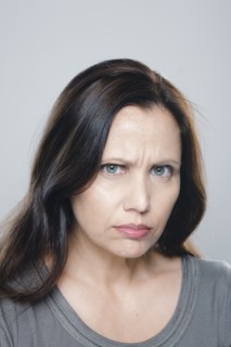 Portrait of mature woman, studio shot. 
Photo : Rob Lewine