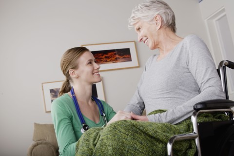 Young female nurse taking care of senior woman. 
Photo : Rob Lewine