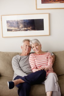 Portrait of smiling senior couple. 
Photo : Rob Lewine