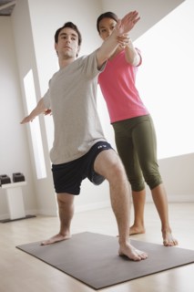 Young couple training together. 
Photo : Rob Lewine