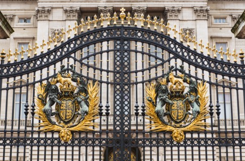 UK, London, Gate at Buckingham Palace.