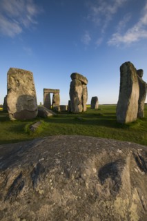 UK, England, Wiltshire, Stonehenge monument.