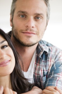 Couple smiling. Photo : Jamie Grill