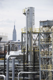 USA, New York City, Industrial area. Photo: fotog