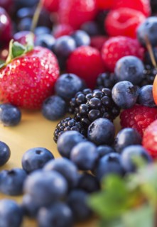 Heap of fresh fruits. Photo : Daniel Grill
