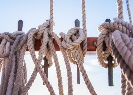 Coiled ropes on yacht deck. Photo : Daniel Grill