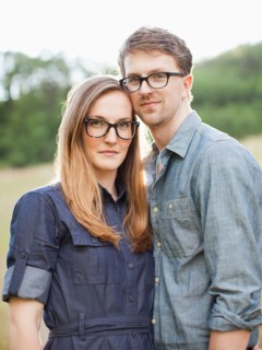 Portrait of young couple. Photo : Jessica Peterson