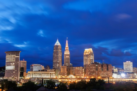 City skyline at dusk. Photo : Henryk Sadura
