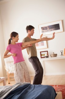 Couple practicing tai chi. Photo : Rob Lewine