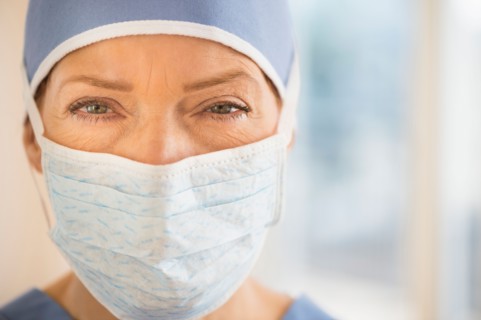 Portrait of female surgeon.