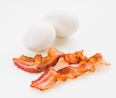 Fried bacon and eggs.