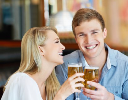 Couple drinking beer