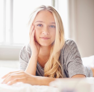 Portrait of teen (16-17) girl
