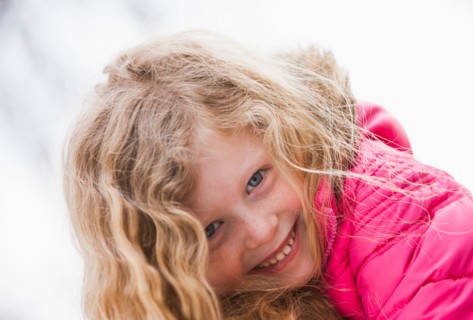 Outdoor portrait of girl (4-5)