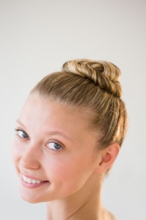 Portrait of teenage (16-17) ballet dancer