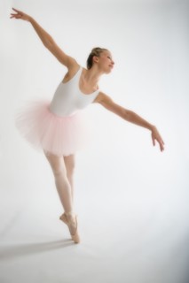 Teenage (16-17) ballerina tiptoeing