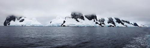 View of graham land and icebergs