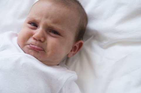 Baby girl (2-5 months) crying.
Photo : Jamie Grill