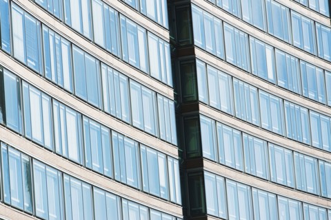 View of office building facade. USA, New York State, New York City.
Photo : fotog