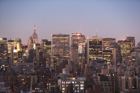 City skyline at dusk. USA, New York State, New York City.
Photo : fotog