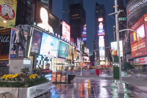 Time Square at night. USA, New York State, New York City.
Photo : fotog
