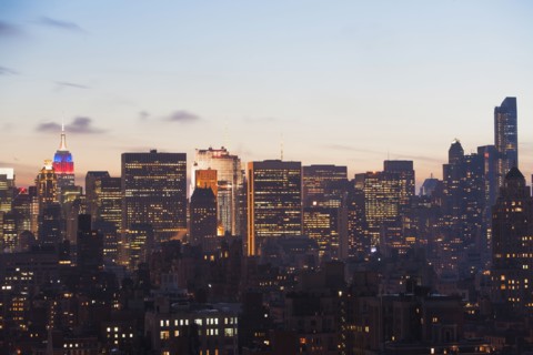 Skyline at dusk. USA, New York State, New York City.
Photo : fotog