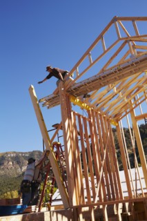 Construction workers working on construction site. USA, Colorado.
Photo : Kelly