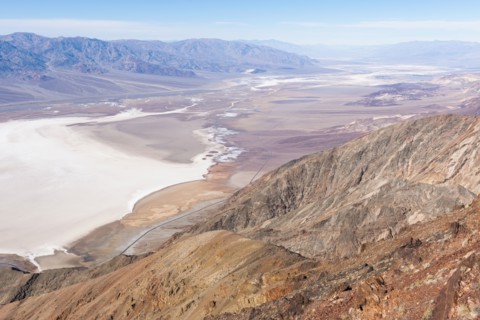 Death Valley landscape. USA, California, Death Valley.
Photo : Gary Weathers