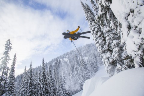 Man skiing. USA, Montana, Whitefish.
Photo : Noah Clayton