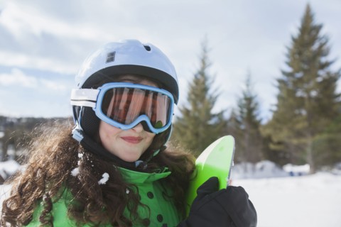 Portrait of girl skiing. USA, Montana, Whitefish.
Photo : Noah Clayton