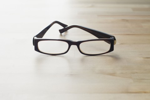 Studio shot of spectacles.
Photo : Kristin Lee