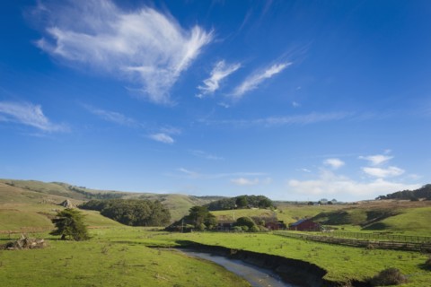 Idyllic landscape with farm. Bodega, California, USA.
Photo : Gary Weathers